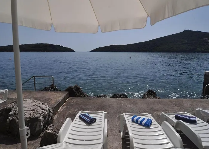 Διαμέρισμα Marina- Beachfront, Sea View And Free Parking Molunat