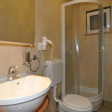 Marina- Beachfront, Sea View And Free Parking * Molunat